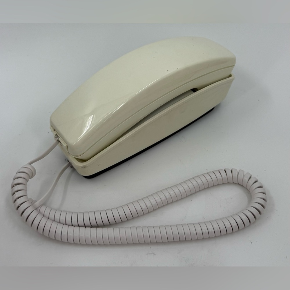 Vintage 1976 GTE AE 980 StyleLine Small Button Phone Works New Cord.‎
